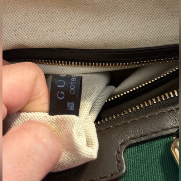 Gucci Canvas Web Boston Shoulder bag 👜
Pristine condition! - Picture 13 of 16